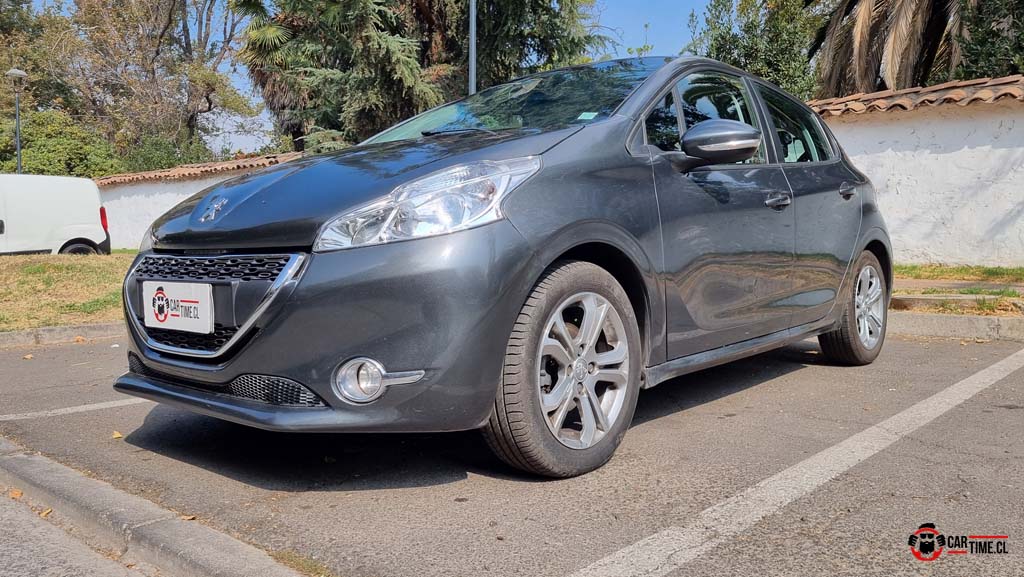 208Peugeot17