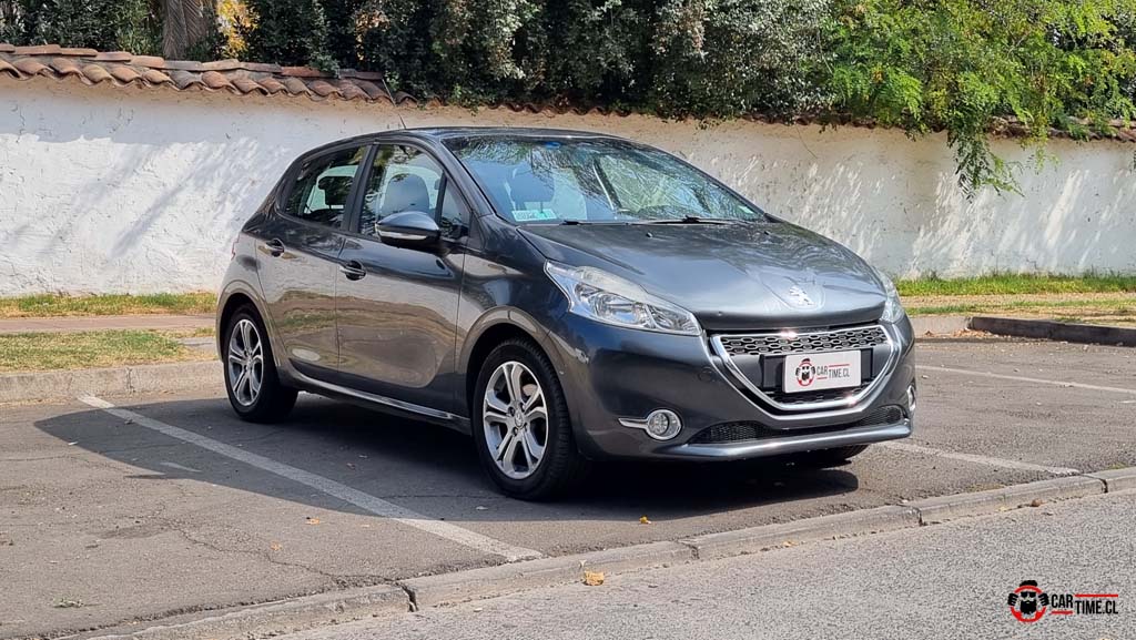 208Peugeot24