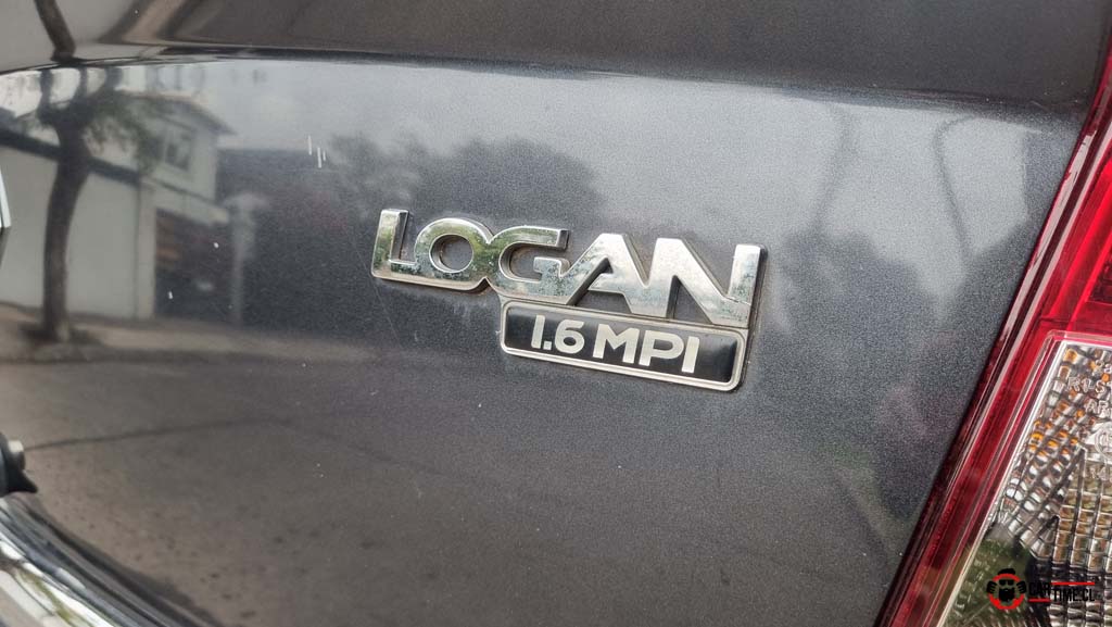 RenaultLogan13