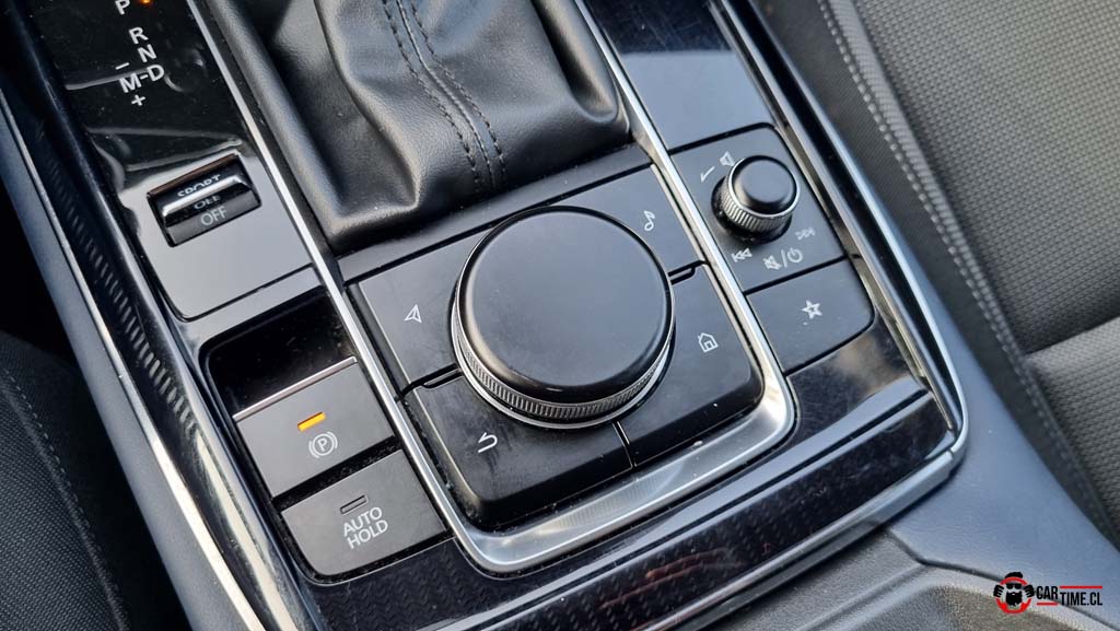 Cx30Mazda17