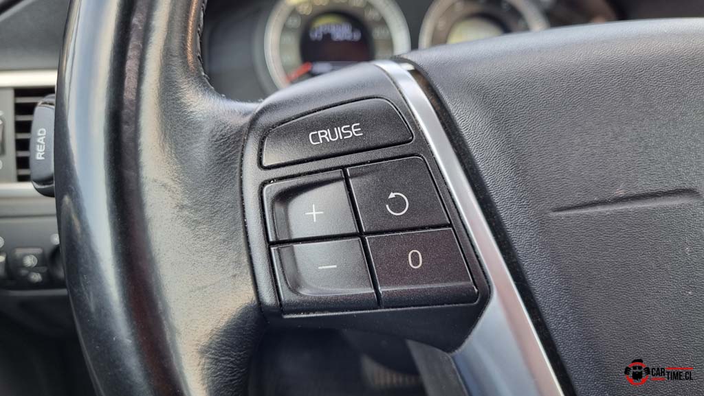 XC70Volvo12