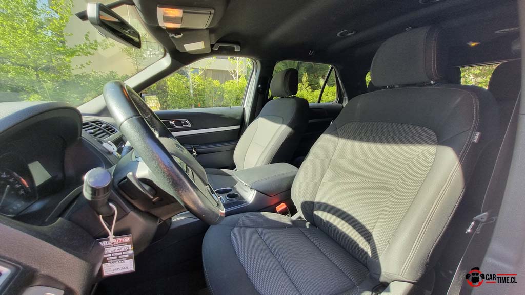FordExplorer16