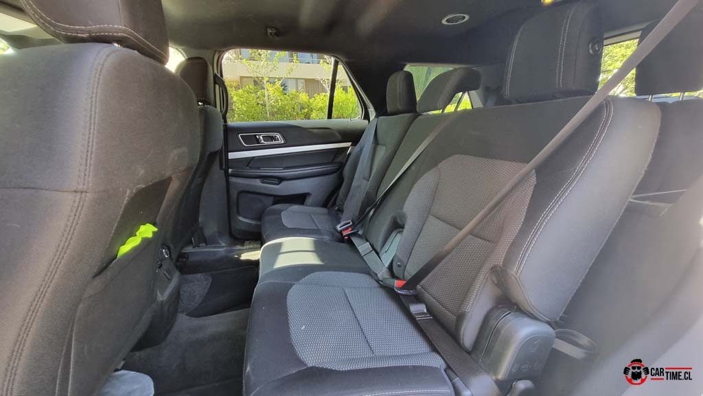 FordExplorer17
