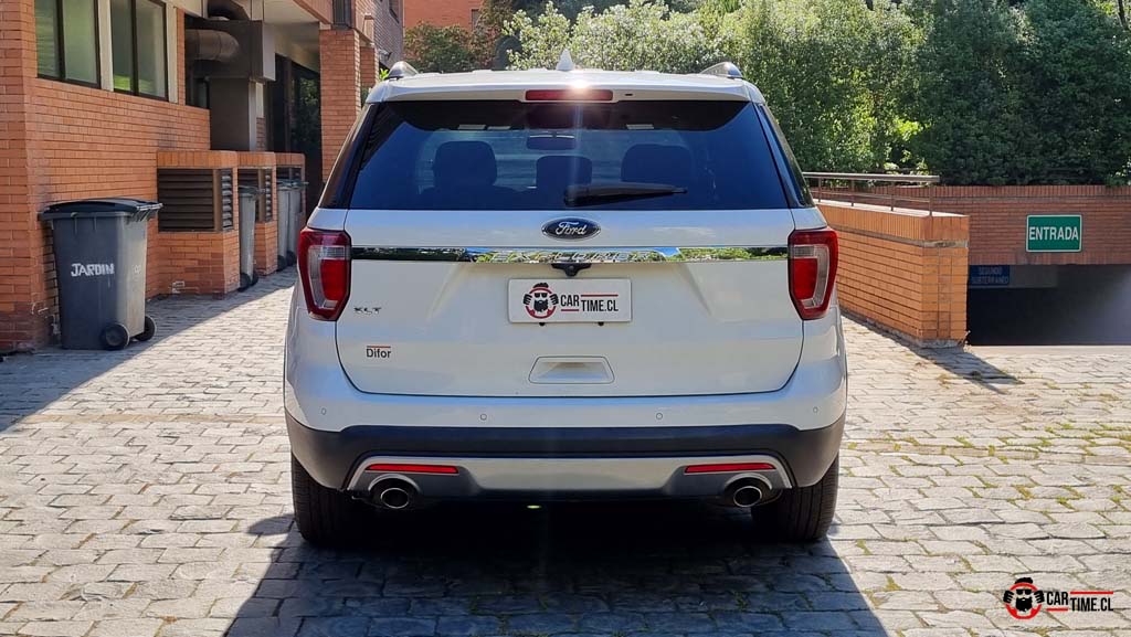 FordExplorer26