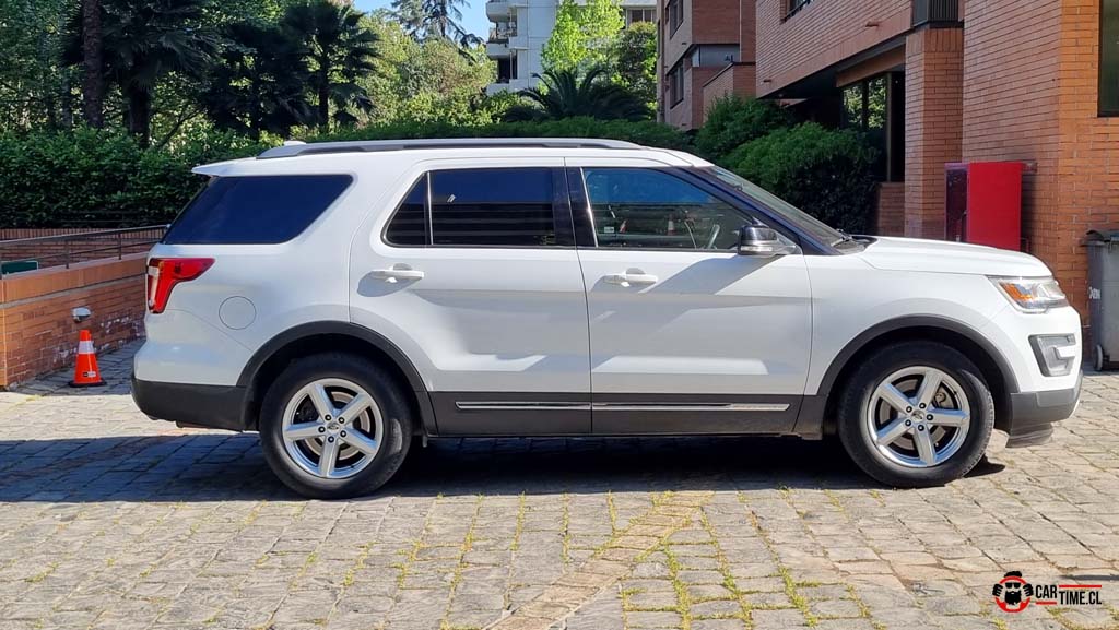FordExplorer28