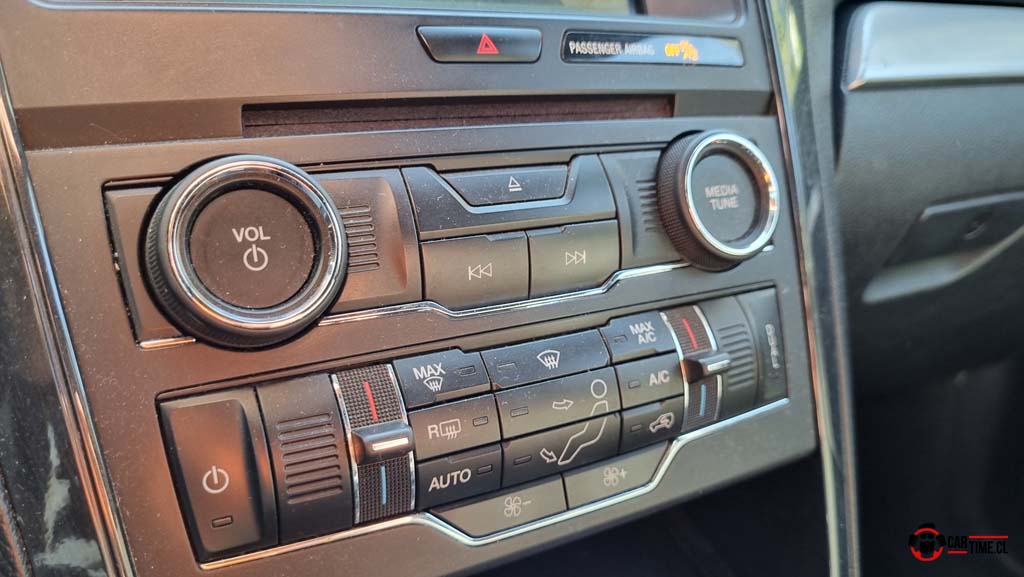 FordExplorer7