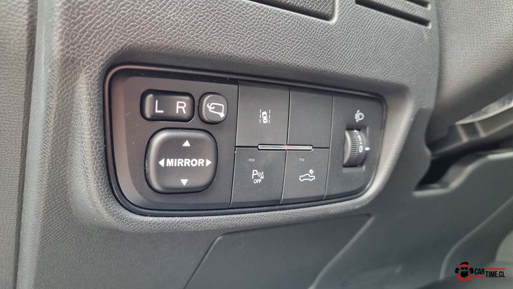 PeugeotLandtrek4