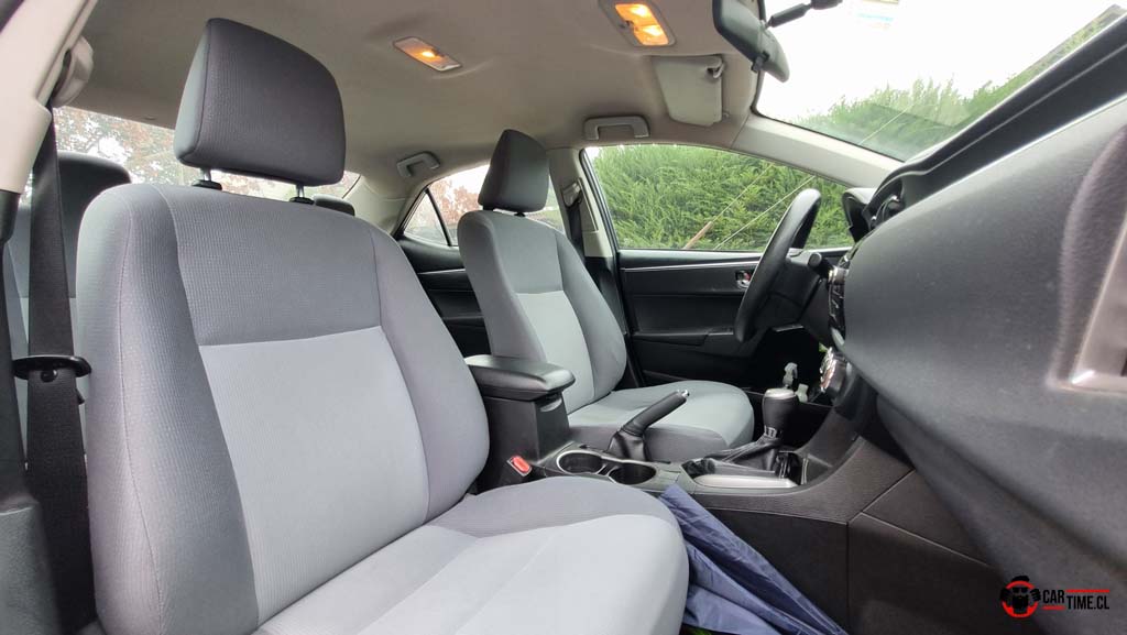 ToyotaCorolla16