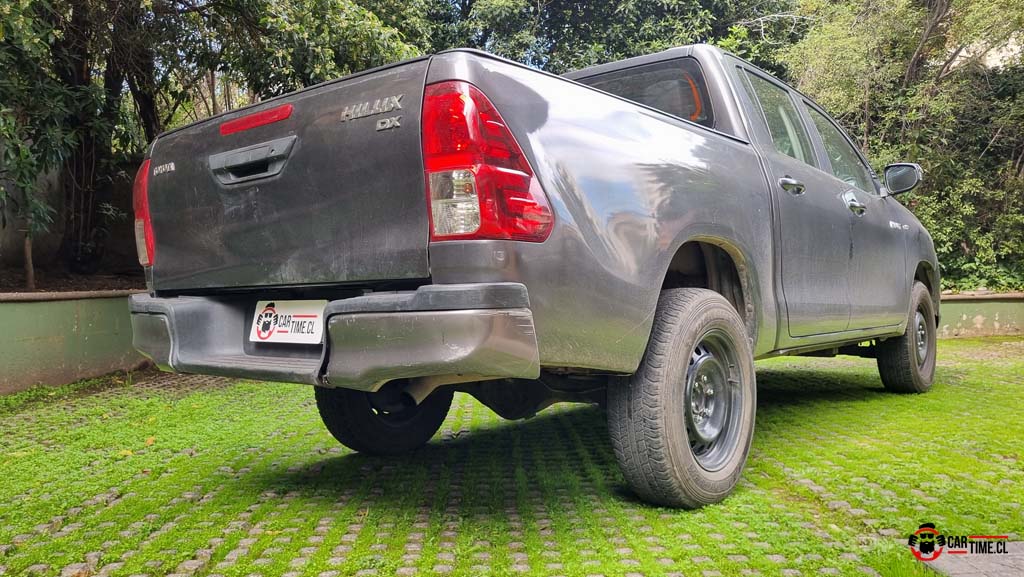 ToyotaHilux12