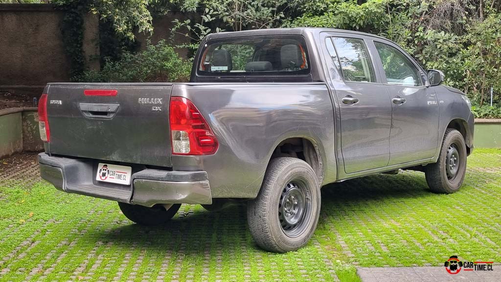 ToyotaHilux19