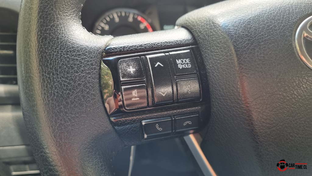 ToyotaHilux2