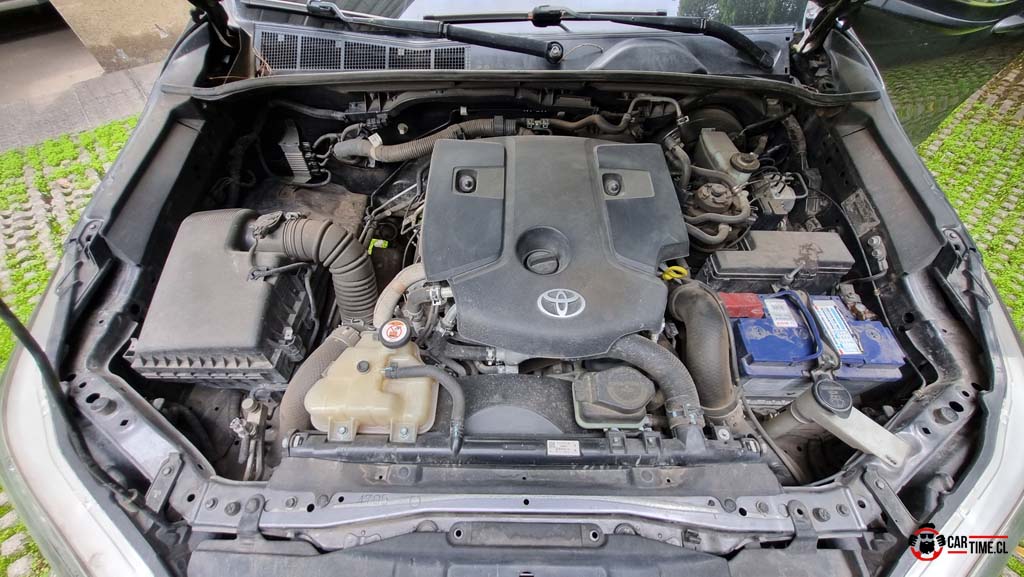 ToyotaHilux24