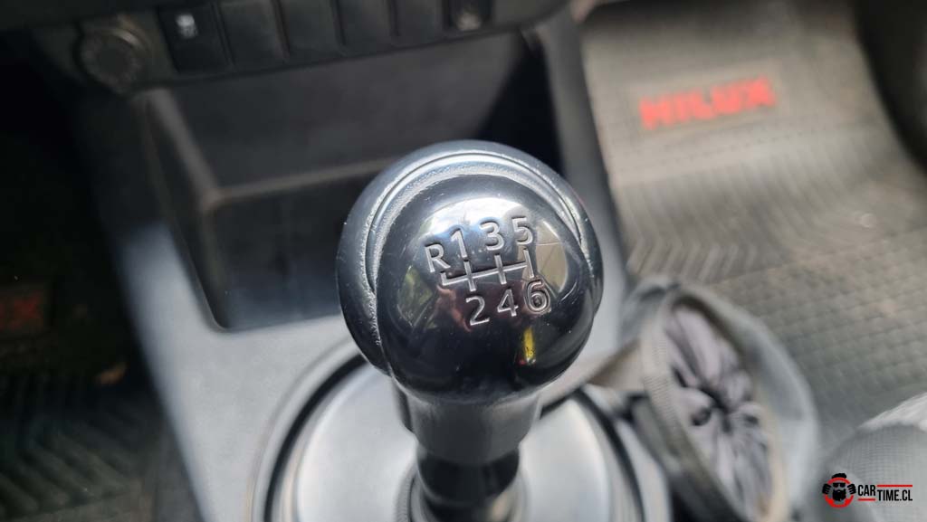 ToyotaHilux27