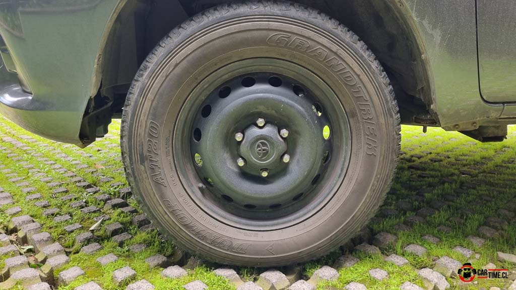 ToyotaHilux36